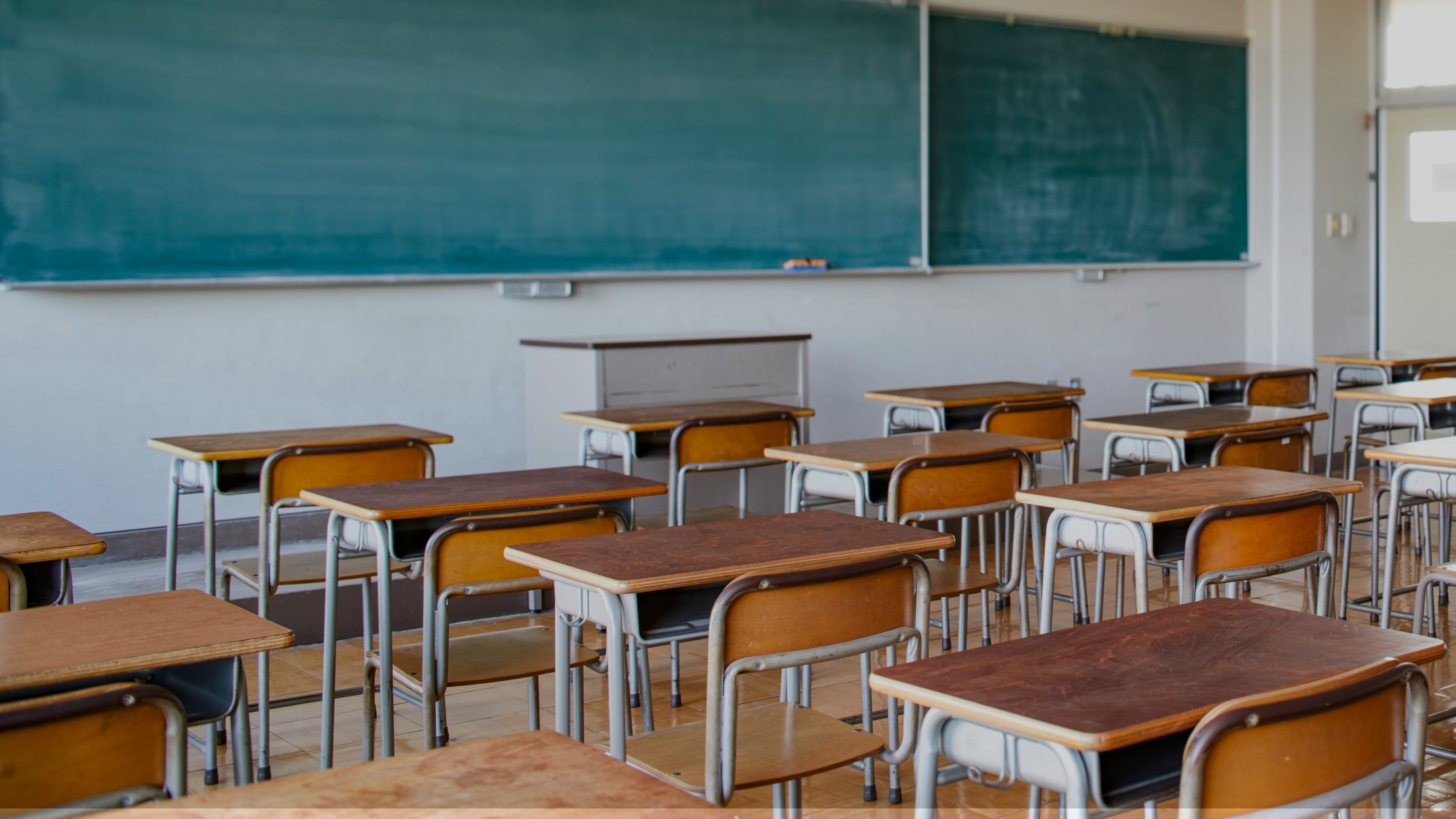 Escuelas y universidades